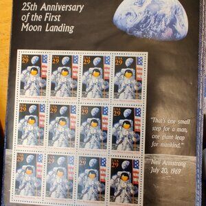 12 Neil Armstrong 25th Anniversary First Moon Landing 29¢ Stamps Commemoratives